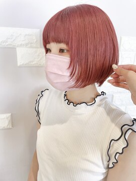エクラバイナチュラル(eclat by Natural) ボブ/顔周りレイヤー/ボブウルフ/レイヤーカット/チェリーピンク
