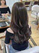 ネオリーブ チロル 横浜西口店(Neolive CiroL.)&nbsp;オリーブグレージュ　赤み消しカラー　ロングレイヤー