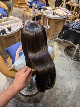 ロンド シャルム 吉祥寺(Lond charme) オリーブグレー/韓国レイヤーカット/マロンベージュ/黒髪/小顔