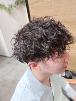 ラックスビーギャラリー なんば駅前店(LUXBE GALLERY)&nbsp;メンズ/眉毛/パーマ/ブリーチ/メンズカット/ツイストスパイラル