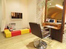 シンズ 仏生山店(SHIN'S)の雰囲気（チャイルドルーム完備！親子で通えるアットホームな空間）