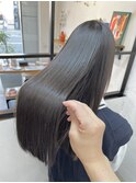 【髪質改善】黒髪ツヤサラロングヘア