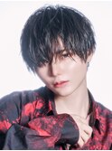 【前髪長めの濡れ感×束感マッシュショート】