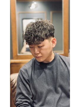 銀座 シノ 灯(shino HANARE) ツイストスパイラルパーマ