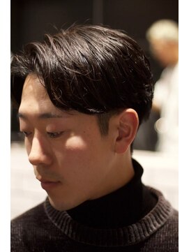 キングスマントーキョー 立川北口店(KINGSMAN TOKYO) アップバング / ツーブロック / スキンフェード 【立川】