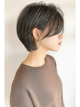 ヨロ(YoLo.) 大人ショート ナチュラルボブ 担当内迫