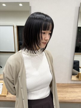 イロ(iro) レイヤーカット