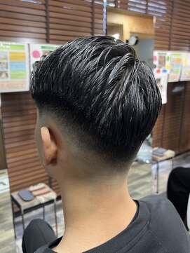 スタンドバーバー 柏(STAND BARBER) MEN’S HAIR/サーフカール/刈り上げセンターパート/柏/柏駅