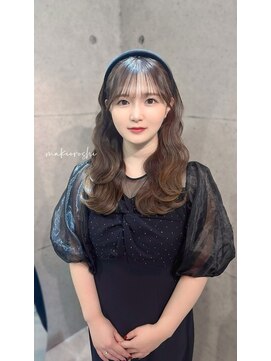 スケール(=SCALE) 《ヘアセット＋フルメイク》