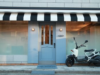 アシャドットオム(asha.HOMME)の写真/【駐車場有◎】気取らず気張らない大人男子の為のBARBER SHOP。清潔感あるスタイルで好印象に!