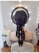 コマリ(comari)&nbsp;編み込みツインポニー