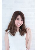 可愛らしく上品なフェミニンロング