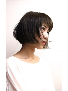 レンジシ オモテサンドウ(RENJISHI omotesando) インナーカラーのナチュラルボブ