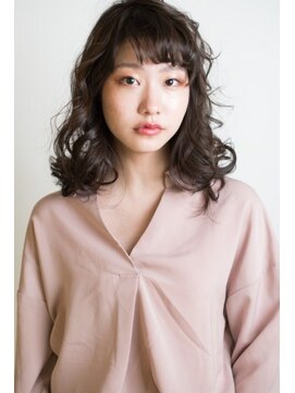 クアトロ グランシュ 川崎店(QUATRO × GranCieux) 柔らかエアリーセミディ