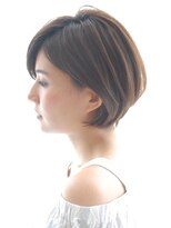 ニーナ せんげん台(nina)&nbsp;30代・40代　小顔◎黒髪でも可愛く決まる耳かけショートボブ