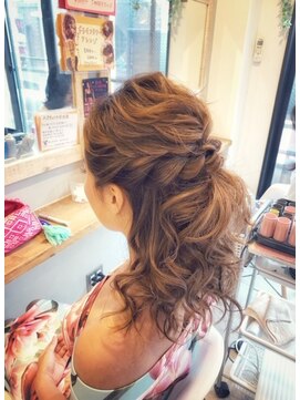 パシャ(Pasha) ルーズハーフアップ☆