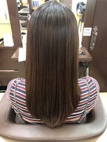 ミリュウ(Milieu) ロングヘアこそ縮毛矯正で毛先まで艶やかに