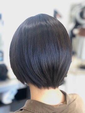 アッシュ 稲田堤店(Ash) 首元すっきりボブ