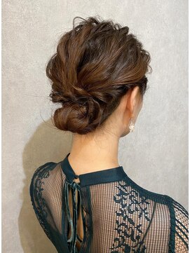 ウィスプ 赤羽店(wisp) シニヨンアレンジ♪*。