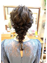 ロカット サロン(Roquat Salon)&nbsp;あみおろしロングアレンジ【ヘアセット/立川南/立川/国分寺】