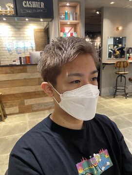 エイトセカンド 新宿三丁目店(EIGHT second) メンズブリーチ