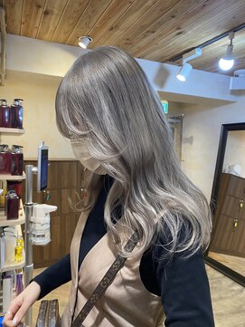 アンククロス 表参道(ANKH CROSS) ホワイトグレージュ