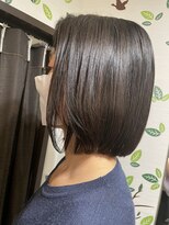 ヘアーアンドエステ ブレ 【自然なストレート】【艶さらボリュームダウン】