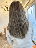 ルソレイユ(Le Soleil)&nbsp;白髪ぼかしハイライトカラー