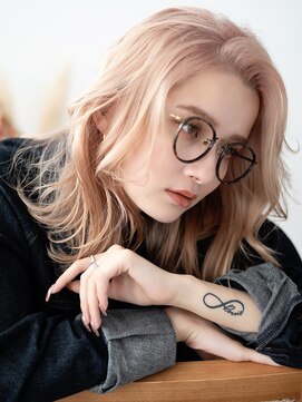 フォーイボルブ(For evolve) ニュアンスカールでエアリースタイル