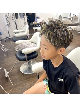 ヘアアンドビューティ ガーデン ベルモール店(HAIR AND BEAUTY GARDEN) メンズショートハイライト