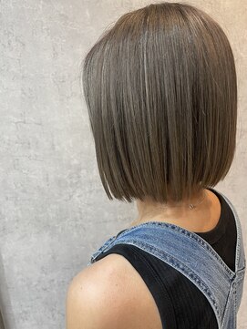 テンプス(tempus) グレージュ