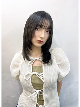 キイ ギンザ(k.e.y GINZA) 小顔レイヤー