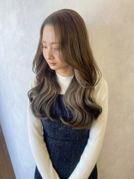 ピヌ(pinue) 【pinue】オリーブグレージュ×ミルクベージュ @UTAE