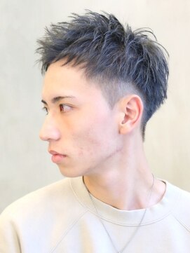 リタバイクロト(LITA by KUROT) ツーブロックショートヘア