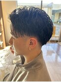 【岡谷市・オットフロンティア】_癖毛を活かしたセンターパート
