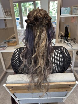 クルム(KURUMU) 【お出かけヘア♪】ハーフアップお団子ヘアセット