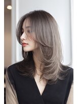 ノイエ 原宿 北参道(NoIE)&nbsp;ミディアムバタフライレイヤーブリーチなしダブルカラー