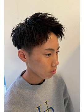 ヘアーオーパス アップバングショート