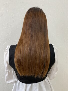 ロングヘア髪質改善縮毛矯正グレージュイルミナカラー