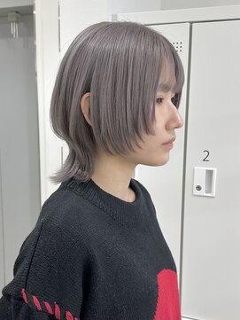 ユーフォリア 銀座(Euphoria) ウルフ/ウルフカット/ ハッシュカット/シャギーウルフ担当岩崎