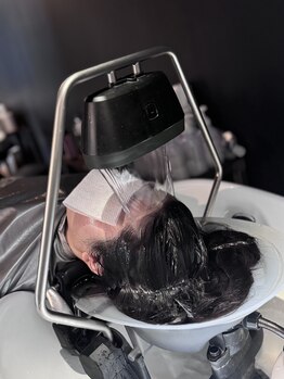 モンソ(monso)の写真/本格的ヘッドスパと頭浸浴でゆらぎやすい頭皮を穏やかに整え、健やかで美しい髪へ導く時間