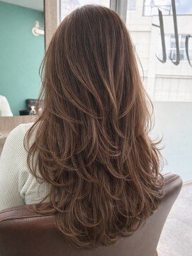モルト 麻生(molt) 海外風 ハイレイヤーカット