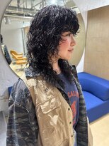 ヘン(hen) 【心斎橋hen】ウルフパーマ レイヤーパーマ