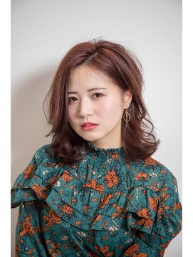 ミューテ(Mu-te) カッコ可愛いのお手本。ラフなミディに釘づけ