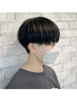 イヴォークトーキョーオーサカ(EVOKE TOKYO osaka)&nbsp;刈り上げマッシュショート