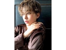 アンバー(AMBER)