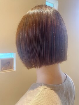 サージュ ドゥエ(Sage doue) 前下がりボブ