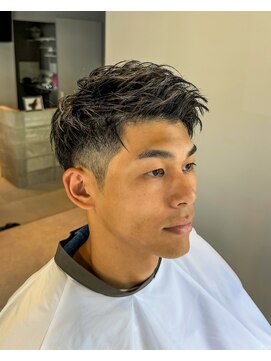 シード(SEAD) 大人ツーブロックジェットアップバング