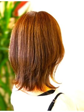 パリスパリ 衣山店(PARIS PARI) 外ハネウルフ