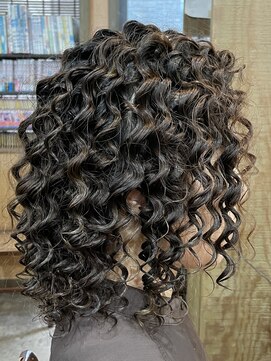 ミニバス(MiNiBASS) スパイラルパーマ　強め